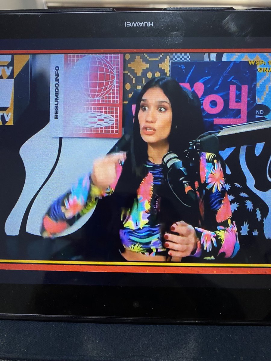 GavFabiola's tweet photo. Rasgos muy finos jajajajaja ….No hay remate!!! 🤣🤣🤣🤣#nadiedicenada https://t.co/v88i0R6QM1