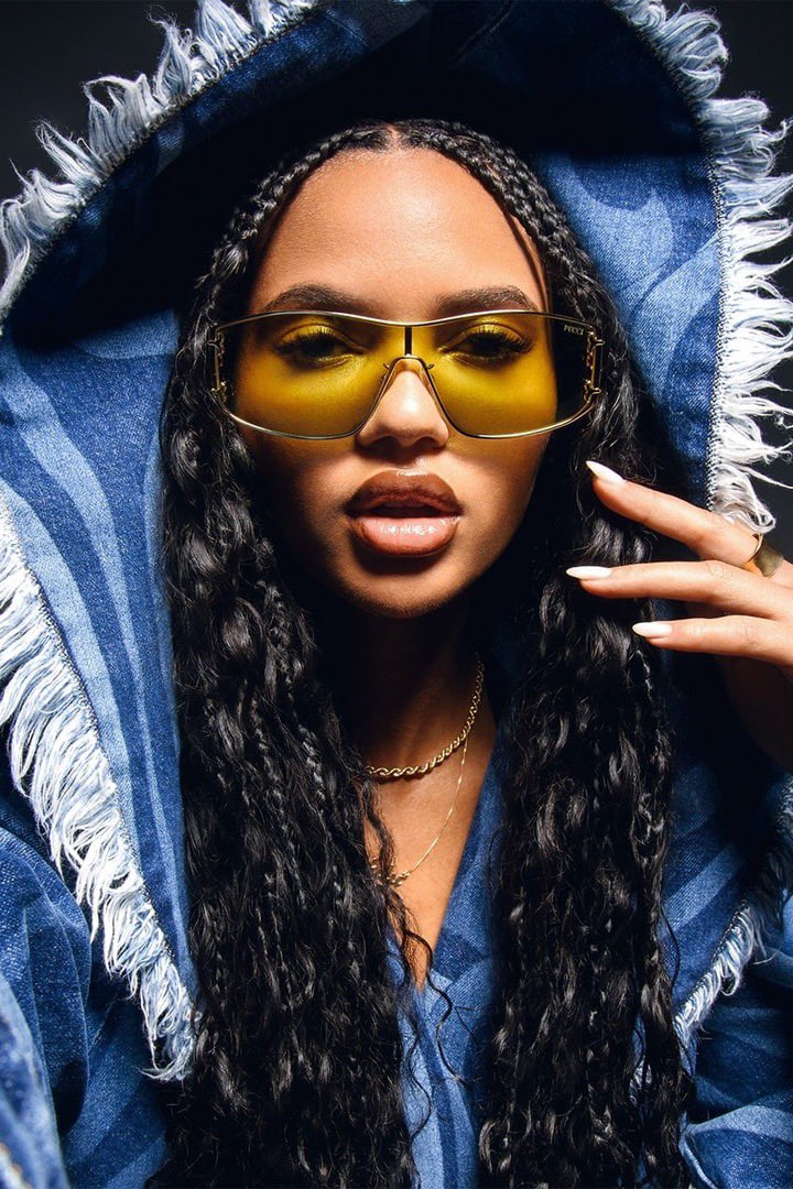 StreetFashion01's tweet photo. Juliana Nalú for PUCCI (2023) https://t.co/hBx3PyoF7C