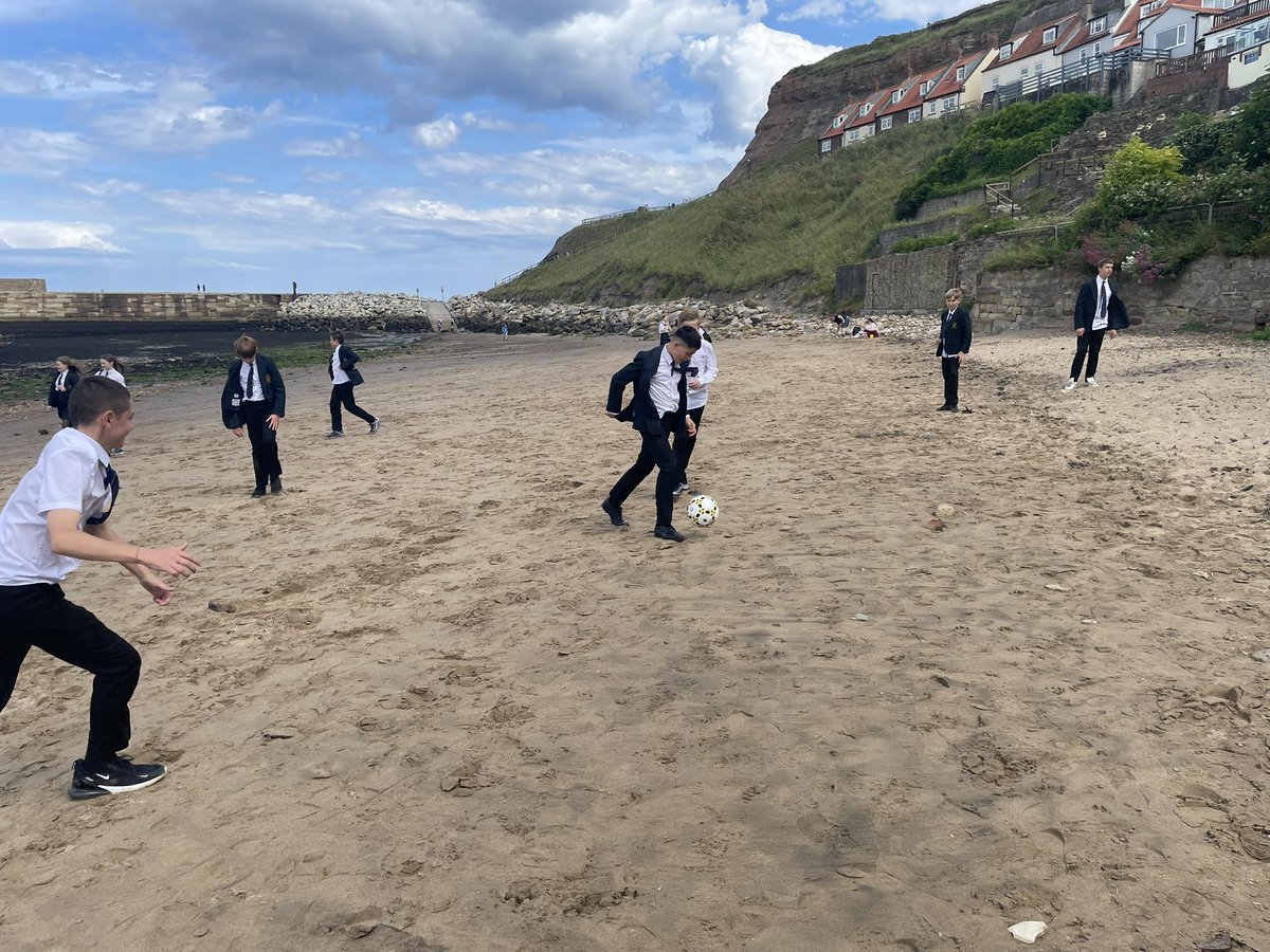 TSS_ENGLISH's tweet photo. Want to know a unique way of remembering your school trip to Whitby? Buy a travel iron for £2…apparently! 🤷🏼‍♀️ https://t.co/055dWhL5P6