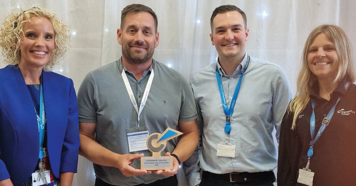 eco_mep's tweet image. Outstanding employer award? We'll take that!

Thanks very much @ekc__group for recognising our commitment to developing the future generation of building service engineers for the construction industry in Kent.

#futuretalent #kentconstruction #trainingpartnership