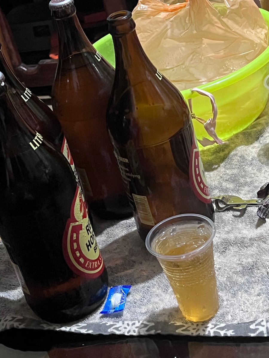 kathbelles's tweet photo. 🍻 https://t.co/jkHBVcLIJ0