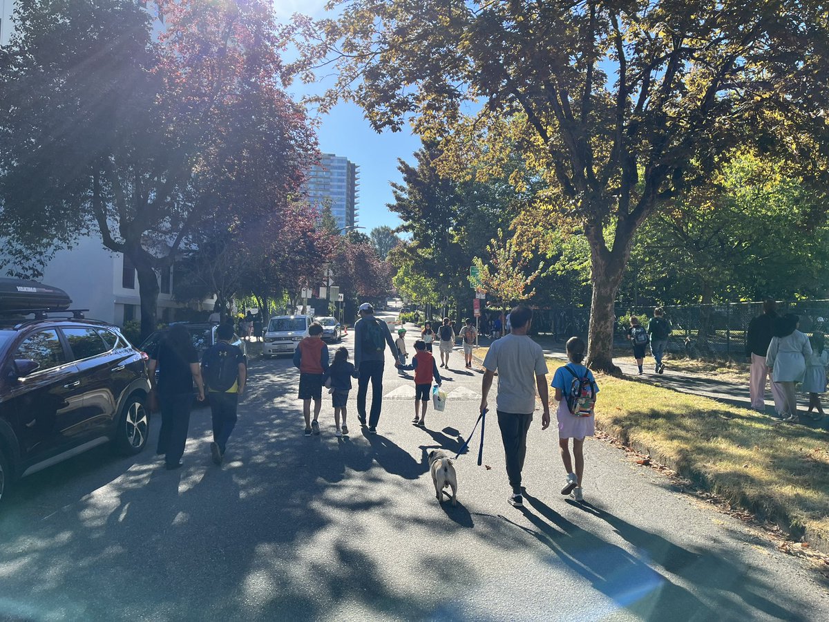 Lucy Maloney tweet media