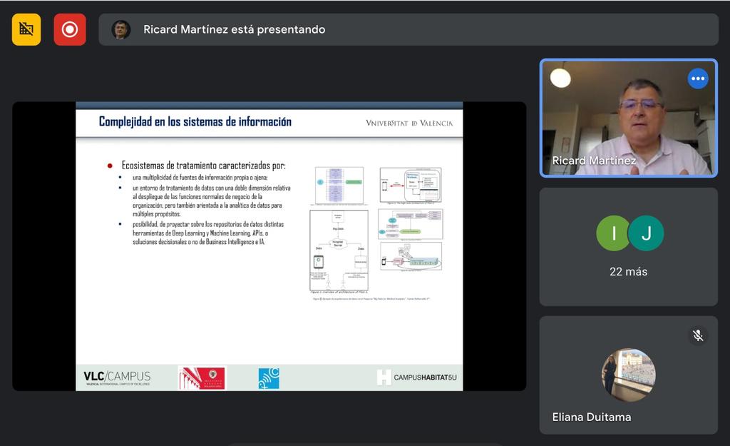 IDP_UCM's tweet photo. Dentro y fuera del espacio material del @idp_ucm talleristas e invitados seguimos a Ricard Martinez de @UV_EG en búsqueda de la "Inteligencia Artificial desde el diseño: requerimientos constitucionales" https://t.co/tyMSa8AkiP