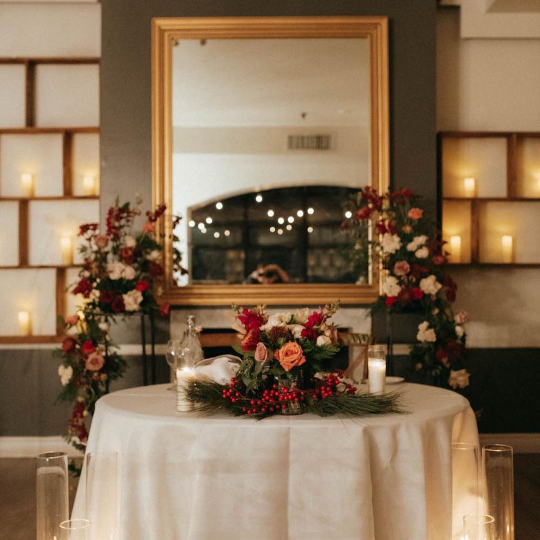 #LaMaquette is a favourite with guests and couples alike. This #Parisian-inspired cafe is romance personified, with an elegance that can’t be beat.

If you envision a day that truly brings your love story to life, La Maquette may be the right venue. 
 bit.ly/3XtvssE