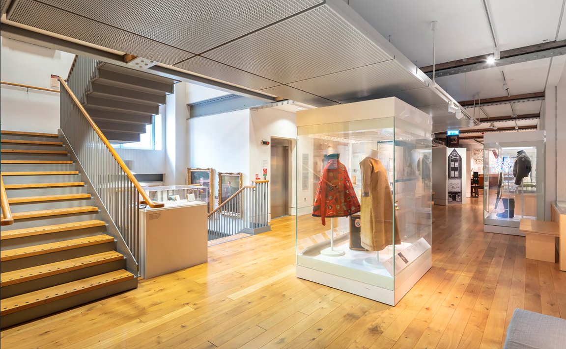 James Andrew International tweet media