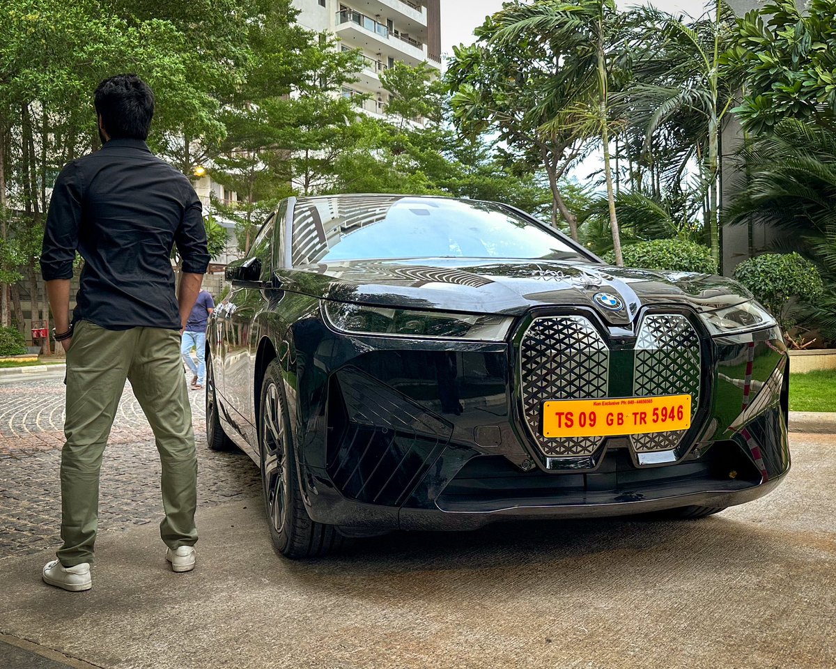 Power-up! 🔋⚡️ Going electric, going green. #THEiX #BMW #BornElectric @BMW @bmwindia @KUNExclusivebmw #BMWiX