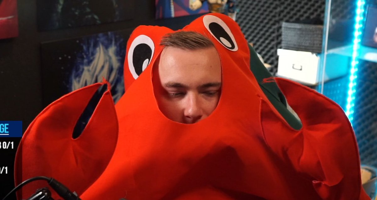 Masariio's tweet photo. @nooreaxYT er hat recht, heb sie https://t.co/LBREL3lJ7v