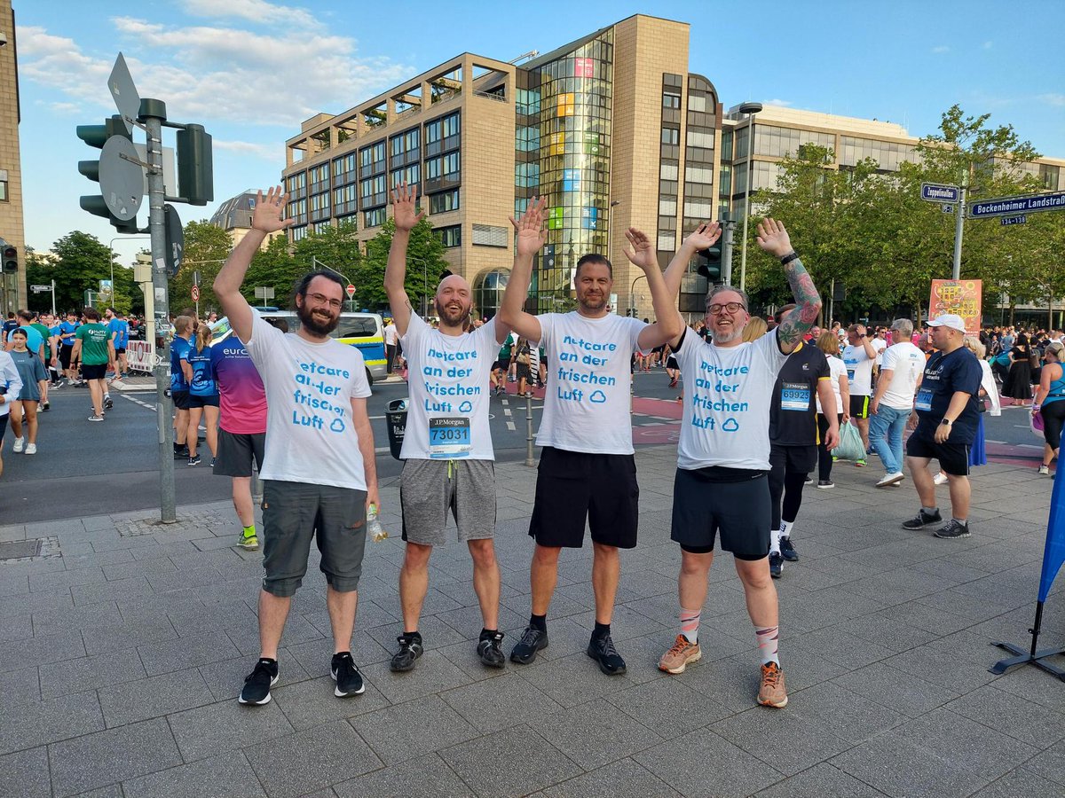 netcare's tweet image. What a fight: not long ago 4 brave netcare arrows elegantly rocketed through Frankfurt’s inner city. In other words: company runs and world class coders are a match after all. Applause, applause for the 791th place in the team competition at J.P. Morgan Corporate Challenge🤓😄🏃🏻