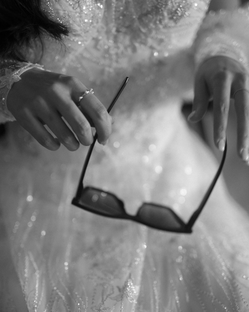 How has your extravagant season been treating you, my dear?

Photography and creative direction <a href="/vanessaandivo/">vanessaandivo</a>
Dress @jurgitabridal
MUA and hair @prettyexquisitecom
Assistant @thevanessapower
Model @laura.ricardoo for Allure Model Management

#WeddingPhotography #WeddingMoments