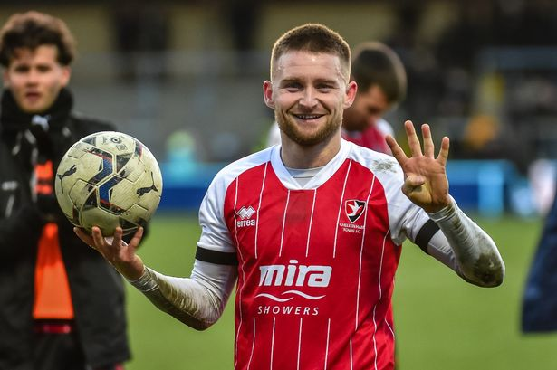 EFLInsider_'s tweet photo. 🚨 A HUGE Bidding war between charlton and gillingham is ongoing after both clubs are looking to secure the signing of Cheltenham striker Alfie May!

Understand Charlton have today submitted a 'substancial 6 figure fee' which gillingham havent yet responded to.
#CAFC #Gills #CTFC https://t.co/j9qt5HaOQa