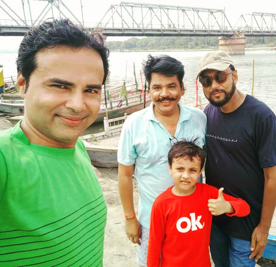 jais_chauhan's tweet photo. #JaisChauhan 🤝  #TariqKhanWarsi
कल #मुबंई जाने से पूर्व समय #मथुरा में मिलने आए अभिनेता तारिक भाई (@tariqwarsi10) 
आप ब्रजभाषा फिल्म #जमाई_धोखेबाज में कर चुके हैं
#ब्रजभाषा_सिनेमा पर भी चर्चा हई
@jais_chauhan
@SushilPathak76
@CutyChauhan
#BrajWood #CutyChauhan
#SushilKumarPathak https://t.co/HUPNZOZjGM