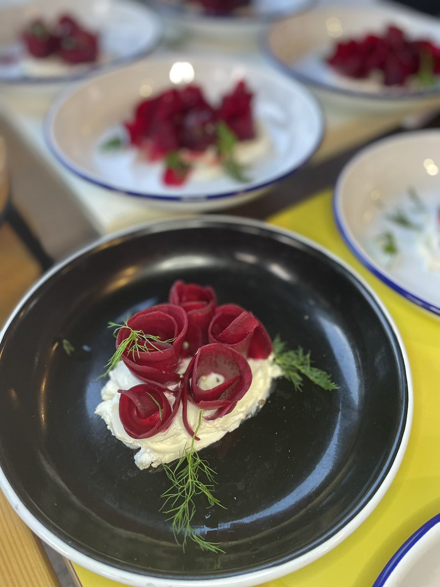 ECJOKeefe's tweet photo. Book my 15th July seasonal supper club here. https://t.co/wsD0ml2xo2 It’s £45 for a 6-course tasting menu at Brown and Green on the triangle, Crystal Palace. #crystalpalacesupperclub #supperclub #crystalpalace #crystalpalaceeats https://t.co/ycINQOkKt3
