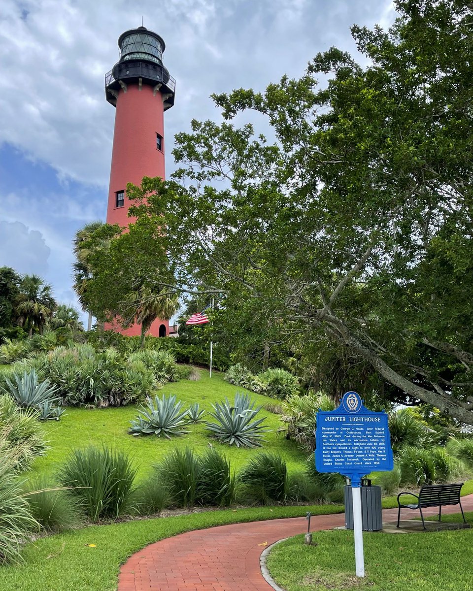 📢 Important Notice! 🚧 Our Gift Shop is currently closed for maintenance. However, our Lighthouse and exhibits remain open! Come enjoy the beautiful day on our grounds and soak up the spectacular views. 🌅
