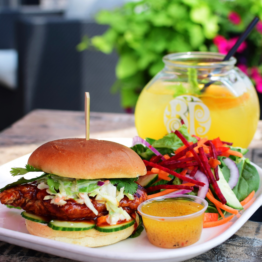 BostonPizzaWPG's tweet photo. Happy National Fried Chicken Day!
Celebrate with our NEW Korean Fried Chicken Sandwich! Buttermilk fried chicken tossed in 💥spicy💥Korean BBQ sauce topped with cucumbers, creamy lime coleslaw & fresh cilantro.
#NationalFriedChickenDay #bplocal #wpgeats #bostonpizza https://t.co/VVNJVMpj39