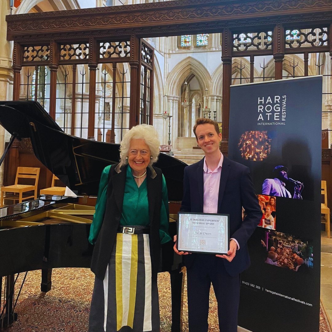 It was a pleasure to give a recital at the Harrogate Music Festival last Saturday and I was honoured to receive the Dorothy Parkinson Memorial Award for Young Musicians 🎹
<a href="/HarrogateFest/">Harrogate Festivals</a> <a href="/LiveMusicNowUK/">Live Music Now</a>