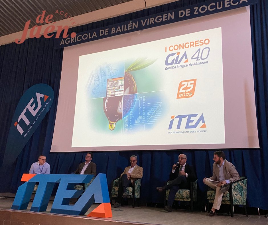 igpaceitedejaen's tweet photo. En el I Congreso GIA 4.0 Un congreso sobre innovación, trazabilidad, control, sostenibilidad y almazara inteligente en el sector oleícola.
@picualia @IteaAutomat #igpaceitedejaen #aove #congresoitea https://t.co/CBaaGhSPxy