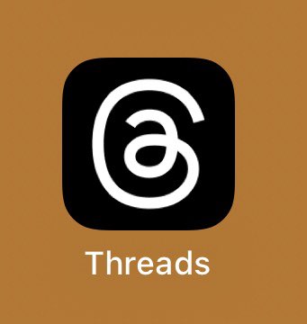 Superfast_exp's tweet image. Threads’ logo is basically O of the Odia script. 

Mark, what?! 

@Naveen_Odisha  @IPR_Odisha @IPR_Odisha