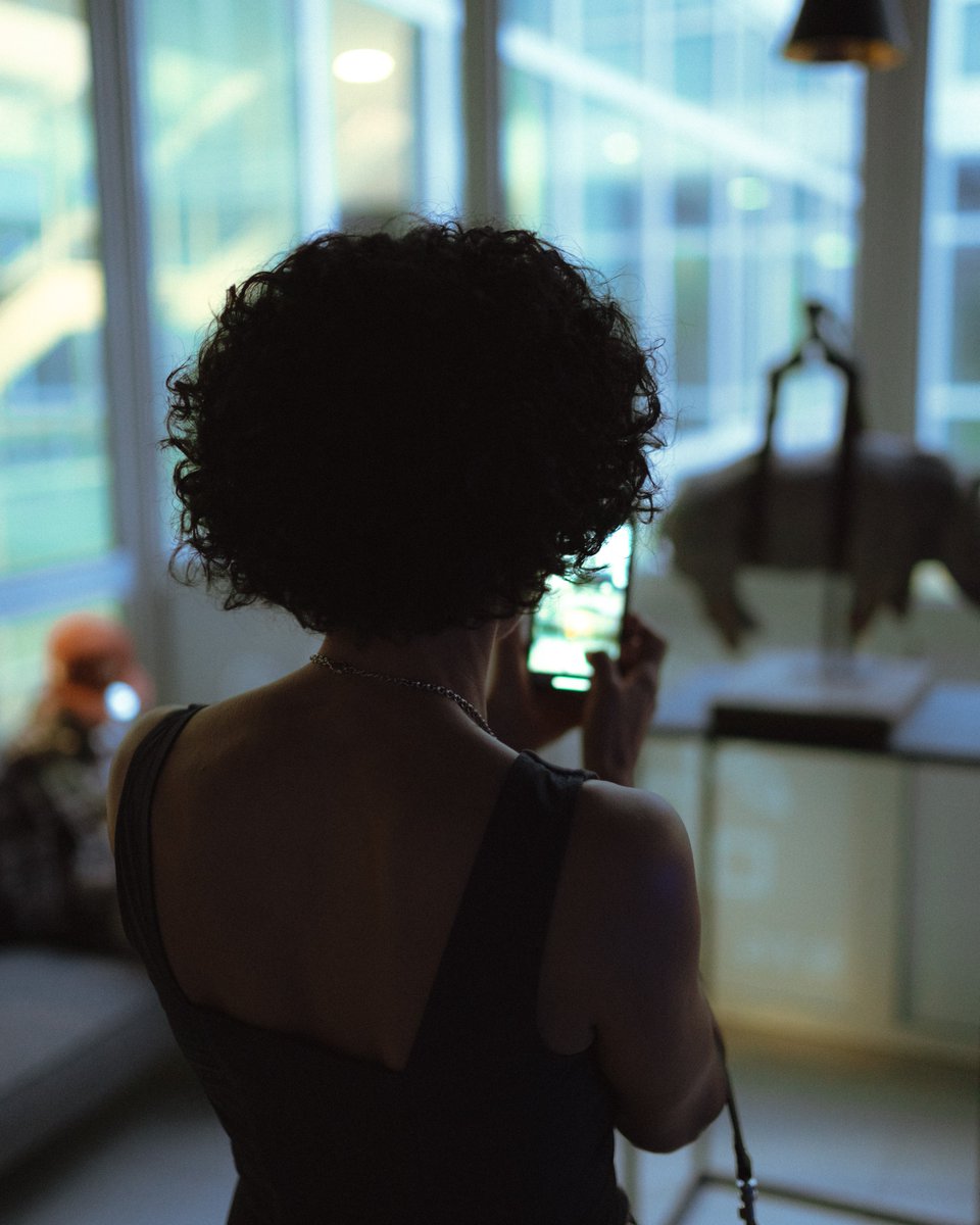 geavision_xyz's tweet photo. Some vibes from our latest event in Bologna, Italy. Gea Vision is officially beginning its journey as wanderlust NFT gallery! ✨

Stay tuned for more experiences coming your way 🔮

#artinnovation #nftgallery #nftevent https://t.co/LcaeTftHtc