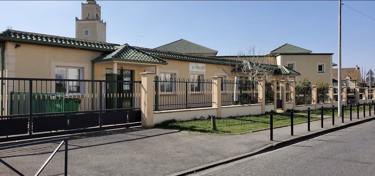 SawtAlMaghreb's tweet photo. 🇫🇷 | Le Lycée musulman Al-Ghazali de Creil obtient un taux de réussite de 100% au baccalauréat pour la 2eme année consécutive dont 60% de mentions. https://t.co/0KYpGvvbo1
