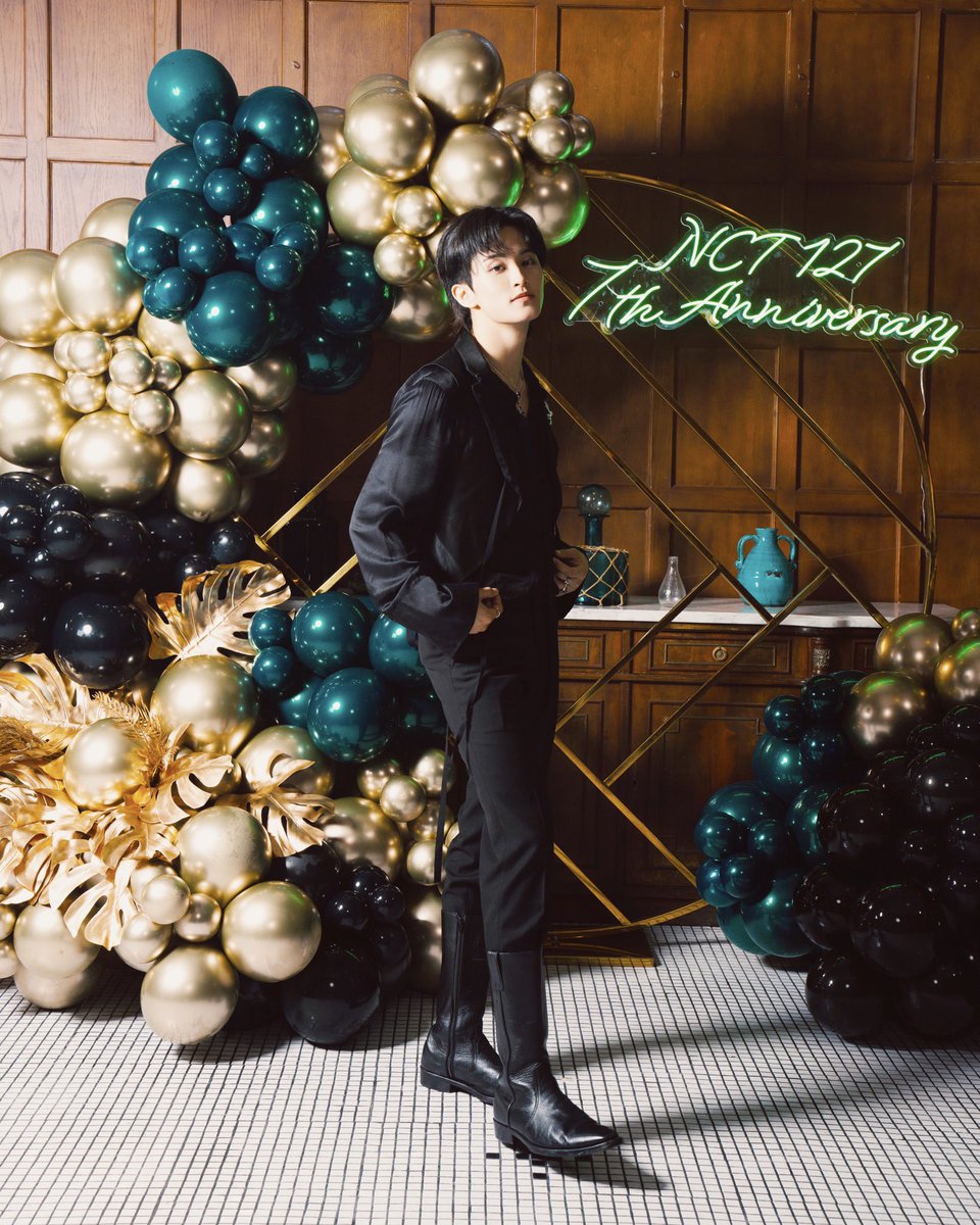 NCTsmtown_127's tweet image. 완벽한 우리 둘 Pattern 
I think I’m in love with you💚 

#7월7일우리칠7주년
#NCT127 #NCT 
#MARK #마크