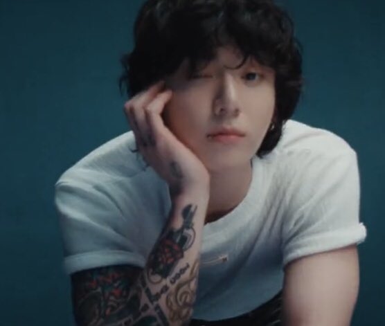 ꗯ̤̮ 𝘚𝘶𝘨𝘢𝘳𝘤𝘰𝘢𝘵𝘦𝘥 𝘚𝘜𝘎𝘈 🐈⬛ 。 ⟢ˎˊ˗ tweet media