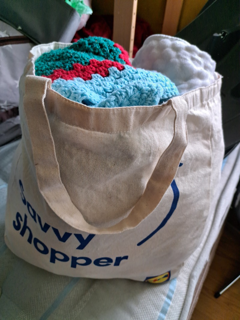 BreconHayFreegl's tweet photo. OFFER: Large bag of mixed baby girl clothes (Kingswood Common HR5) https://t.co/pcERMTiC78 https://t.co/0qrZx748Aw