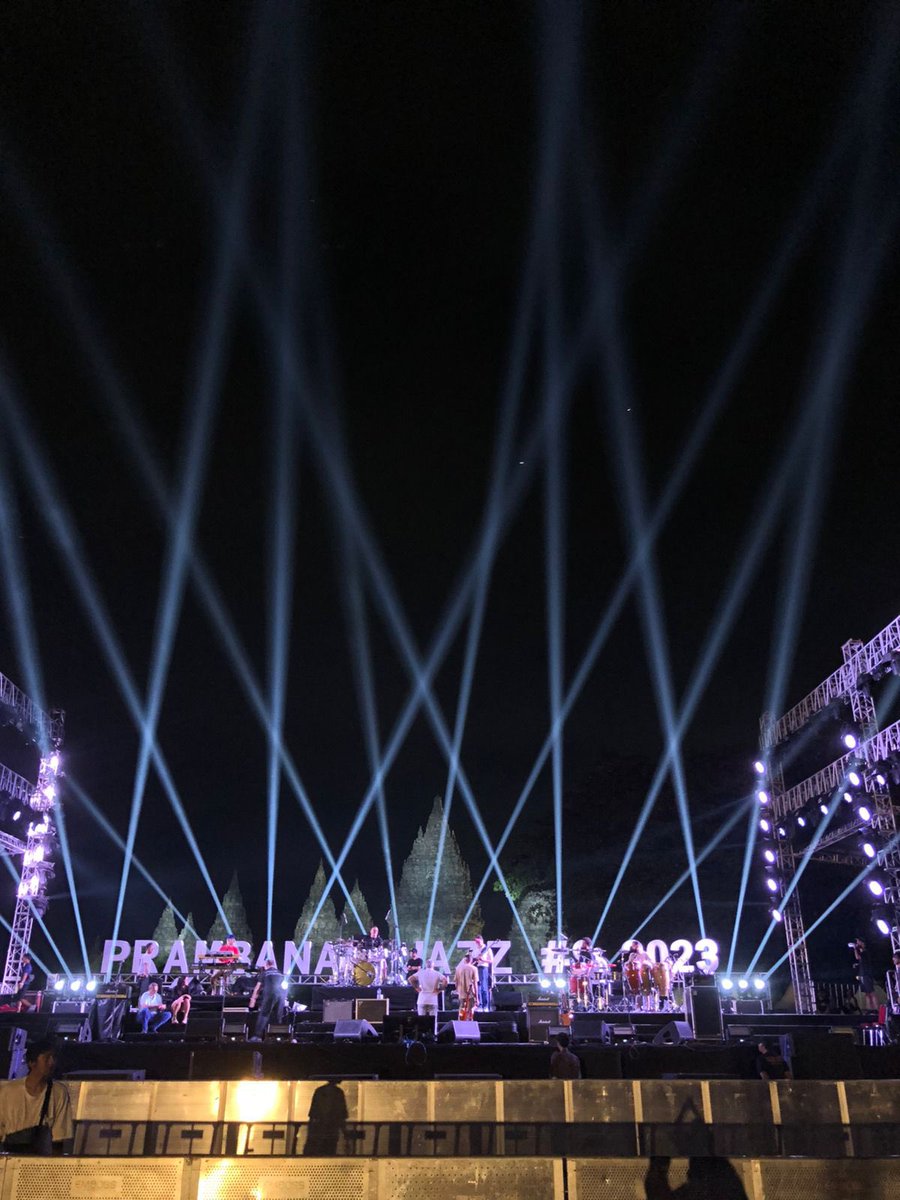 PrambananJazz's tweet photo. Whoops👀 

"The Magical Experience"
See u tomorrow 🥰❤️ https://t.co/4H8Sjl0Rzv