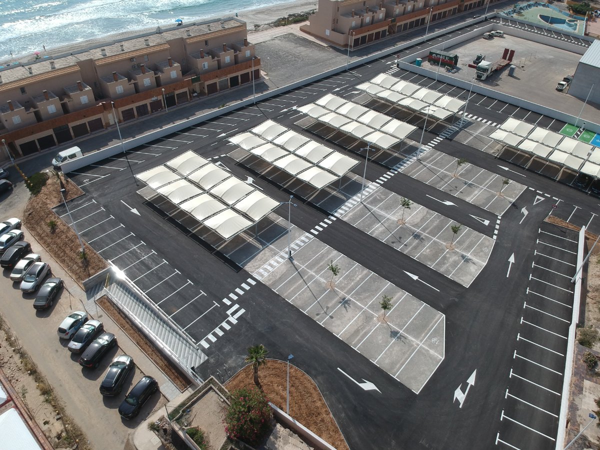 Desde esta tarde abrimos al público el nuevo parking de #LaManga con 279 plazas de aparcamiento gratuito

La actuación promovida por la Comunidad y <a href="/Ayto_SanJavier/">Ayto. San Javier</a> ha permitido convertir un espacio degradado en un lugar funcional para los vecinos

#LMG365 acortar.link/9hYe1X