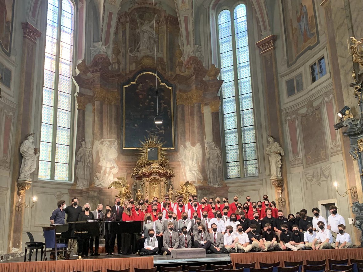 Looking back at our 2022 Prague Tour! So many great memories:) #floridasingingsons #choirtour #seetheworld