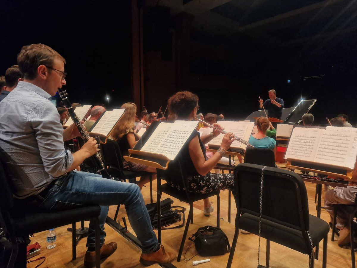 CiteMusicale's tweet photo. L'Orchestre à #Istanbul !

Le premier concert de l'Orchestre national de Metz Grand Est et David Reiland pour « Les Notes de l'espoir » c'est ce soir 🇹🇷

+ d'infos : https://t.co/keU00no3VW 

🤝 #CitémusicaleMetz, #InstitutfrançaisdeTurquie, #FondationIKSV d’Istanbul https://t.co/1l8HtI1kHo