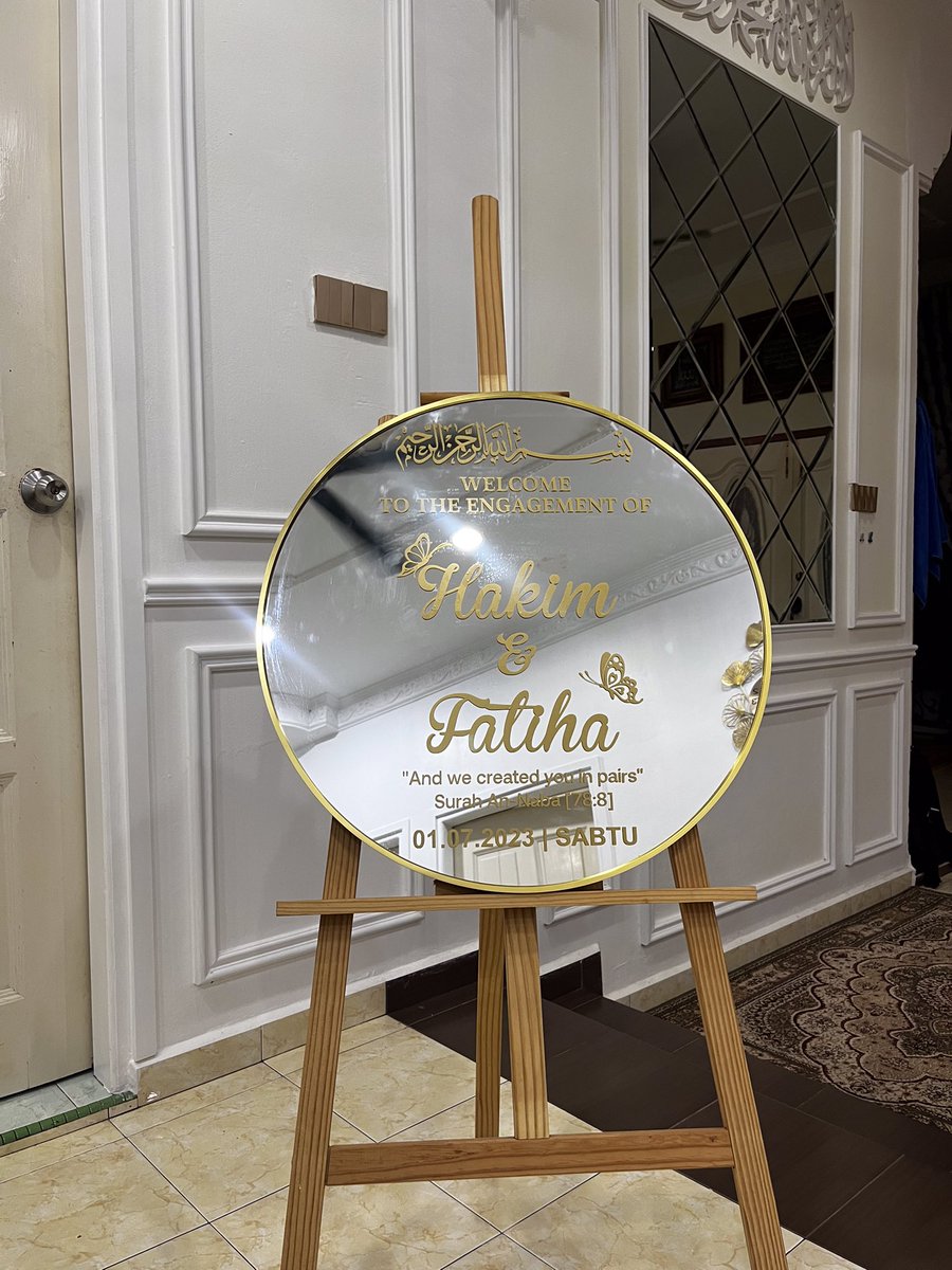 ainaabrahman's tweet photo. Hi &amp; Salam all! Me and my partner ada buat business welcome board untuk kumpul duit kahwin! 🫣 

Cantik tak?? InshaAllah kita punya harga mampu milik 🤗
Siapa yg nak order boleh contact kita tau 💚💚

https://t.co/D3Np34u7A2 https://t.co/syBtv6BMTI