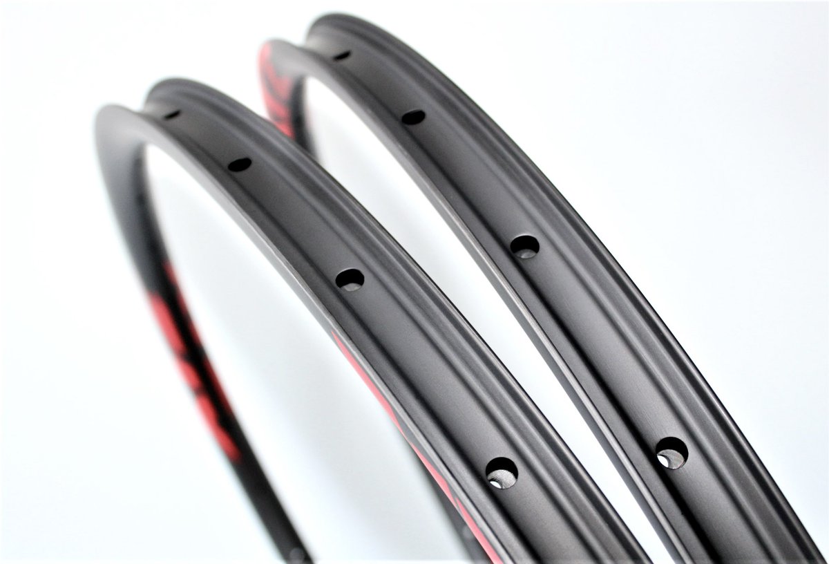 xyzbicycle's tweet image. Specifically designed to be best-in-class for XC use, light enough to win, tough enough to last. 

#xyzrim #carbonMtb
#xcmtb 
#mtbcycling 
#mtbtrail 
#mtbbike 
#mtbcommunity