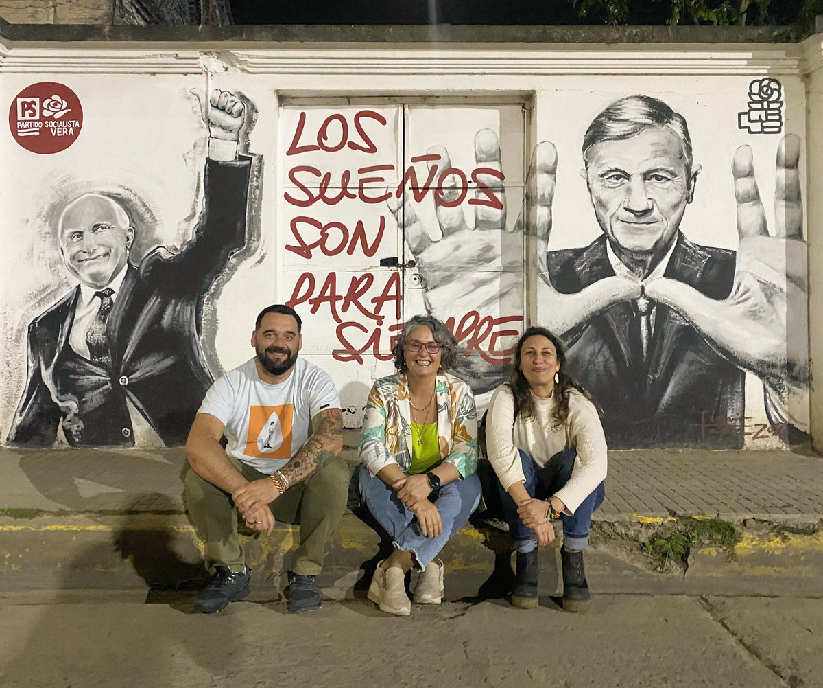 Rosana Bellatti (@rosanabellatti) on Twitter photo De Norte a Sur
#SantaFeVuelveACreer con #BonfattiDiputado 🧡
<a href="/elchiquirojas/">Sergio Chiqui Rojas</a> <a href="/VariniaDrisun/">Varinia Drisun</a> De Norte a Sur
#SantaFeVuelveACreer con #BonfattiDiputado 🧡
<a href="/elchiquirojas/">Sergio Chiqui Rojas</a> <a href="/VariniaDrisun/">Varinia Drisun</a>
