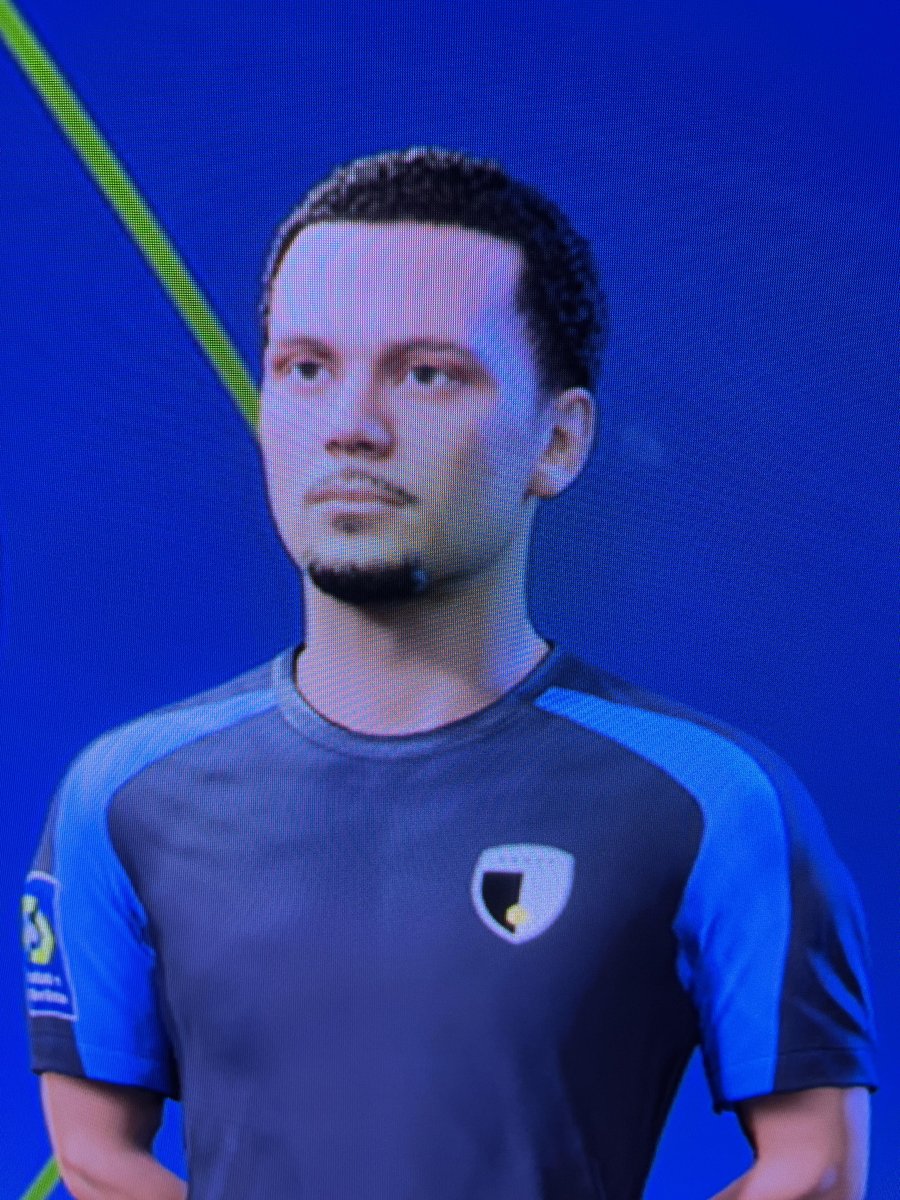 CrakitosFC's tweet photo. Breaking 🚨

Burnley propose 24 900 000 euros pour s'offrir le jeune gardien italien de 22 ans ; Elia Caprile. Mais le CrakitosFC est loin d'accepter l'offre pour celui-ci car il représente à lui tout seul une grande partie de l'équipe. https://t.co/Gok41XqrDl