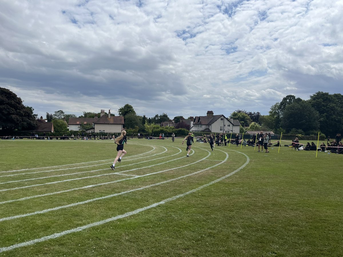 Roundhay PE tweet media