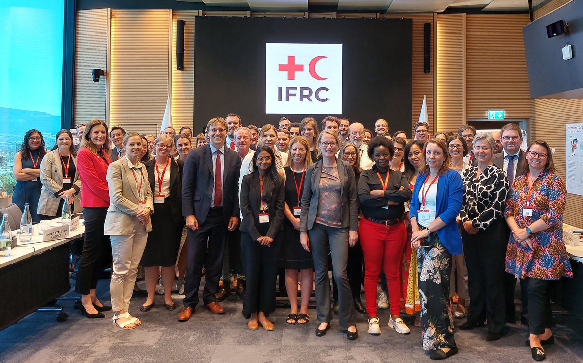 And it's a wrap! What an inspiring first <a href="/ifrc/">IFRC</a> Donor Advisory Group meeting, co-chaired with <a href="/minbuza/">Ministerie van BZ</a> and <a href="/RodeKruis/">Rode Kruis</a>. Inspiring discussions on how to facilitate and accelerate urgent locally-led climate action at scale. We can do this!