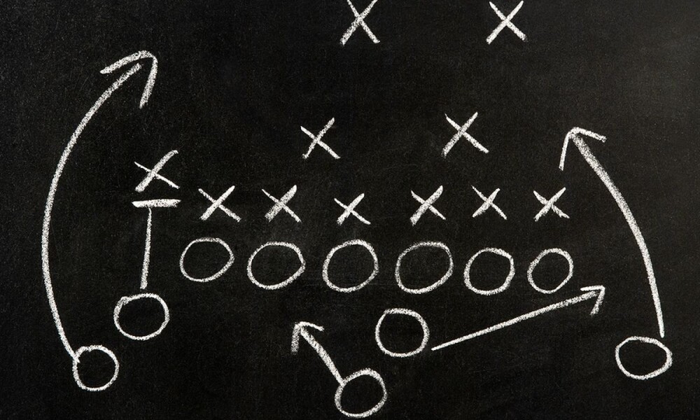 FantasyAlarm's tweet image. 🚨 Check out the latest article from the #FantasyFootball #DraftGuide!

@glenncolton1 breaks down the SMART System Draft Strategy! 🏈👀

READ HERE: ow.ly/gh2p50P5cPI

▶️ Get the Draft Guide now: ow.ly/U4IE50P5cPJ