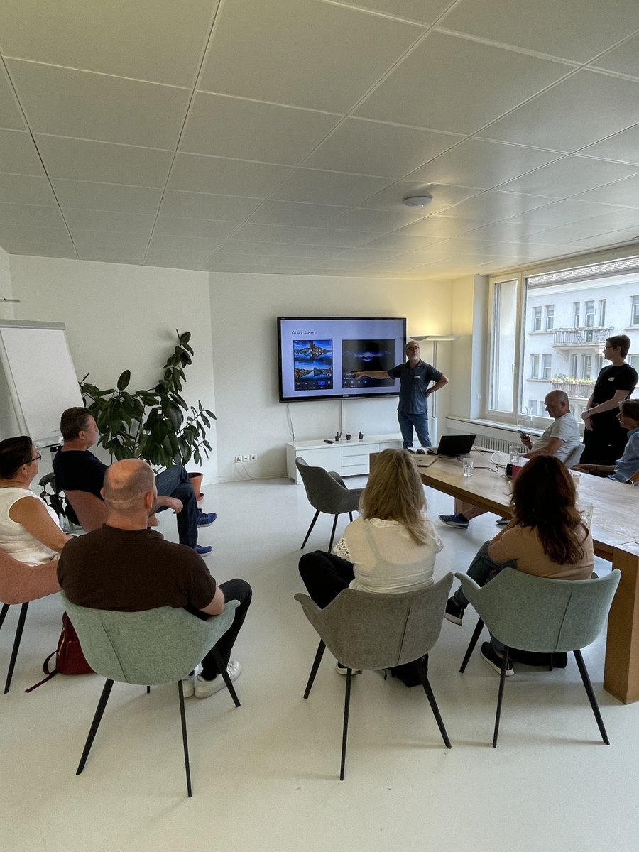 Wir zeigen euch die Zukunft der Bilderstellung und Bearbeitung mit #Midjourney und #AdobeFirefly an unserem Event – Mit #AI in die Zukunft, die Transformation des Berufsalltag.