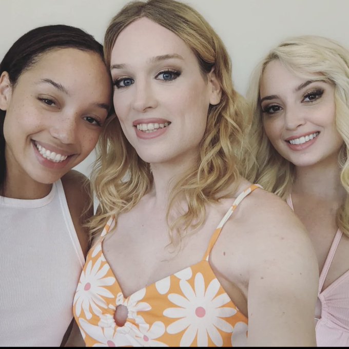 I'm so excited! I got to work with @Alexistaex  and @LexiLore ! Can't wait for this one to come out https://t<a class="tags" href="/tag/alexistaex">@alexistaex</a><a href="/tag/nerd"class="tags"><span>#nerd</span></a>