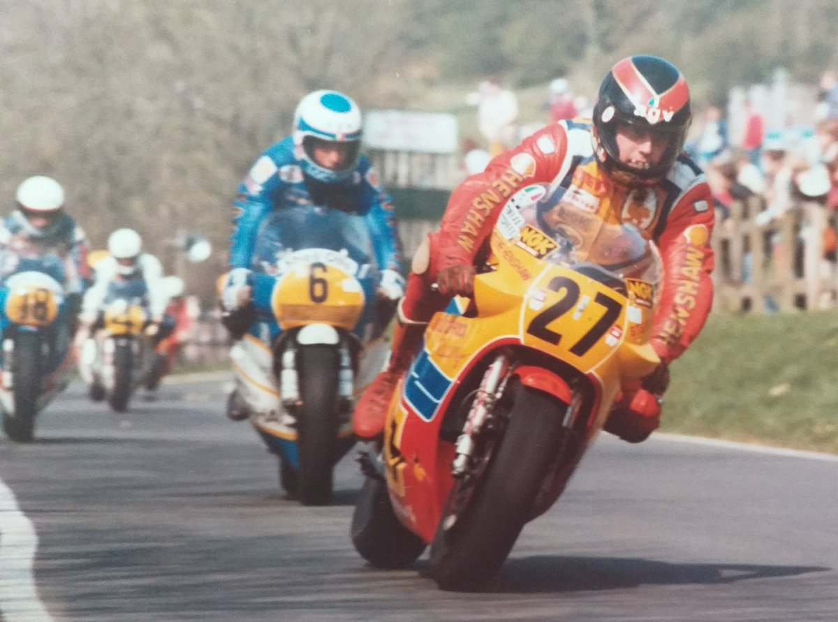 oneninefoursix1's tweet photo. Val Henshaw kindly lent us all of Steve's photo's,  clippings, letters and history..and asked if I would share it with you all on the page. All is from Val's private collection. Enjoy the memories.2️⃣7️⃣🏁🏍🇮🇲 @Stavros6 @robmcelnea1 @lyndawigan @ttracesofficial @GTHpicsnaps https://t.co/bwruSl2jhE