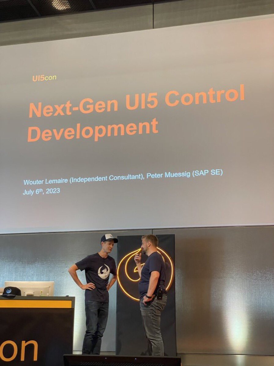 Have someone  in life like <a href="/pmuessig/">Peter Muessig</a> to support you in your jorney! #UI5con