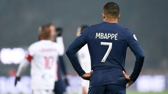 #RealMadrid ينشر في موقعه أنه غير مهتم للاعب الشاب #Kylian_Mbappé