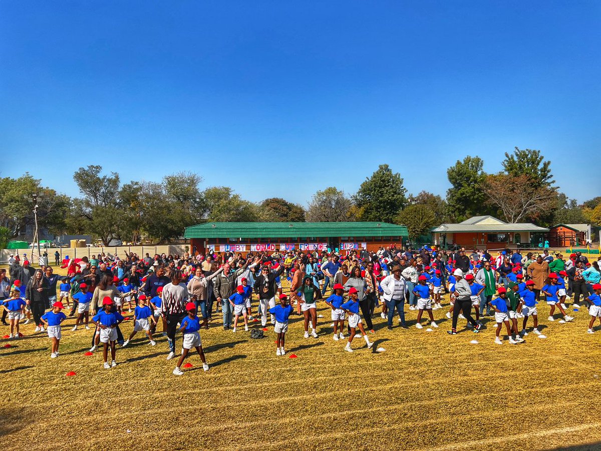 ThornhillBW252's tweet image. We had the most amazing Foundation Sports Day @ThornhillBW252 today. Well done to our wonderful children, staff and @ThornhillBW252 community. Thank you to everyone involved in the organisation and support. #TheThornhillWay #WithRespect #AlwaysResponsible #YearningToLearn