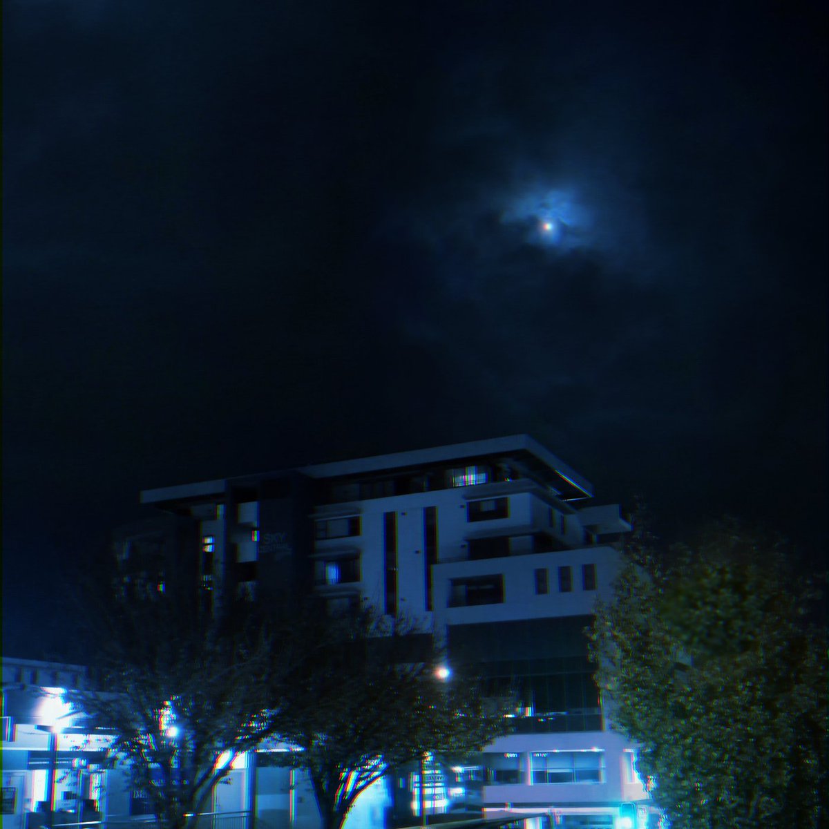 you'll be okay tomorrow is OUT NOW
stream it here: open.spotify.com/album/5jaQGNyy…