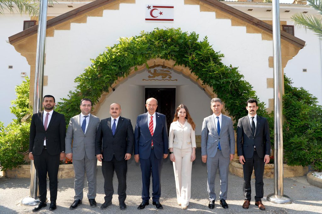 KKTCCB's tweet photo. Cumhurbaşkanı @ErsinrTatar , TİSAV Başkanı Yalçın’ı kabul etti 

“KKTC yoluna devam edecektir”

https://t.co/cvdr71E1SQ https://t.co/WTGOO7lwJk