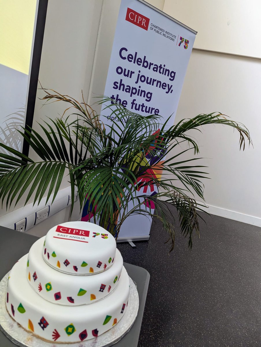 CIPR_EastAnglia's tweet photo. And here's the cake... which will keep @SteveShepSmith happy as he's  going to be able to cut this one!

#CIPREAConf23 #CIPR75 https://t.co/dHIoo2JNej
