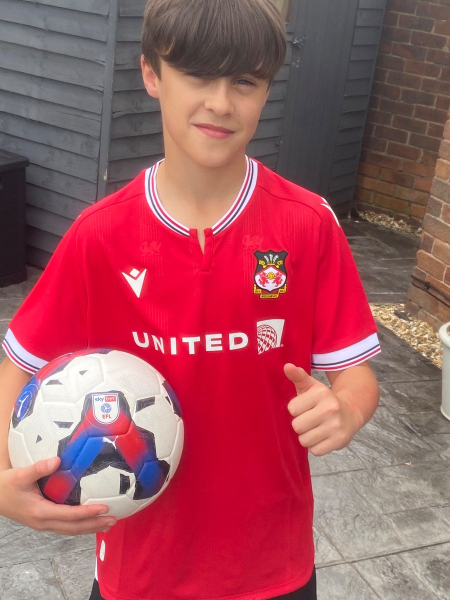 Bobby Christopher tweet media