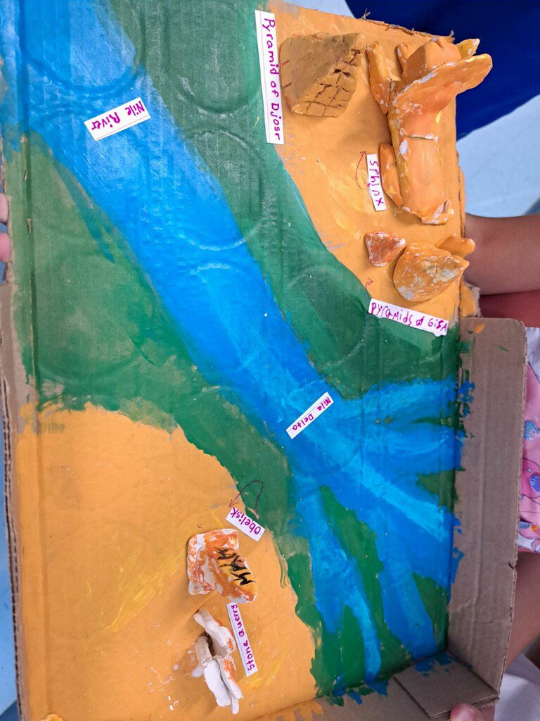 SchmidtSailors's tweet photo. 5th graders learning about Egypt and building models @HillsboroughSch https://t.co/8dLmjZtl9G