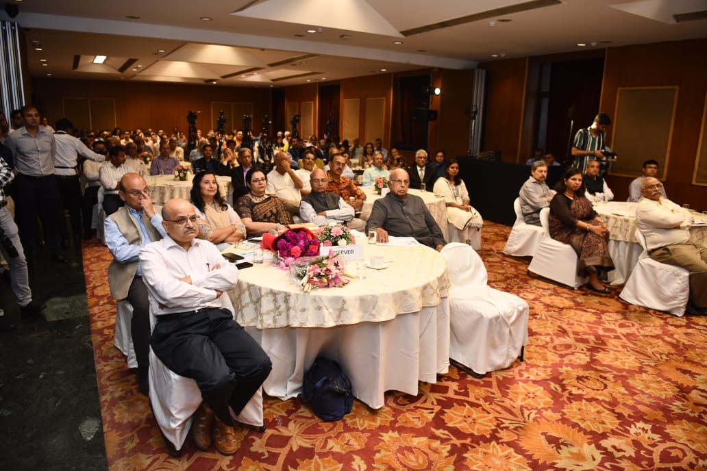 JPNadda's tweet photo. Released the book 'Public Health: Innovations through a Maze of International Instruments', authored by Dr. Manisha Shridhar Ji, in New Delhi today.
 
This book is a scholarly work that sheds light on the vital interface between public health and trade and highlights its importance in the lives of people and societies throughout the world.