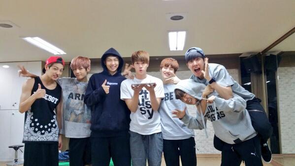 http_suga93's tweet photo. ♡⁷ https://t.co/4B1shDXmaj